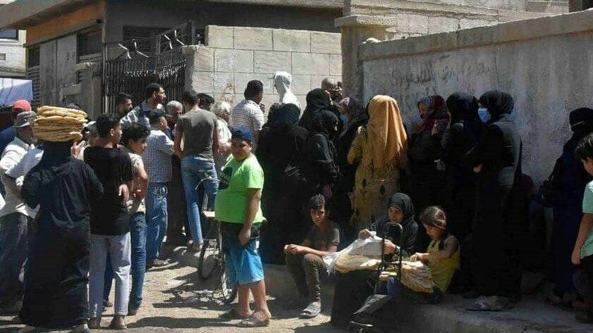 الخبز الأسمر خيار بعض اﻷسر في...