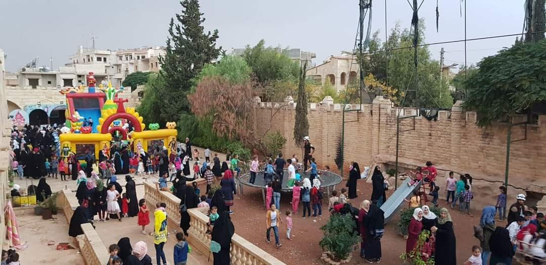 سقط من أراجيح العيد.. وفاة طفل...