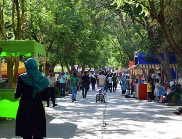 الحدائق العامة والمساحات الخضر...