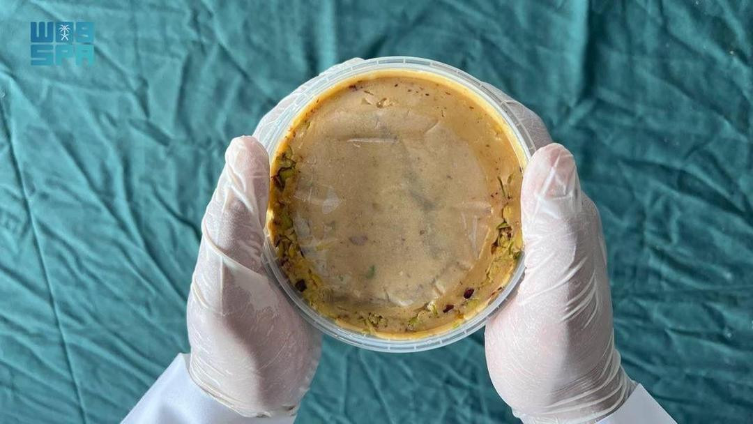 السعودية تحبط تهريب أكثر من 6...