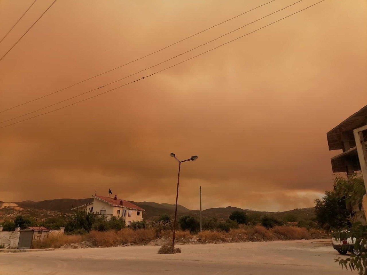 "الدفاع المدني" تحذر من سحب ال...