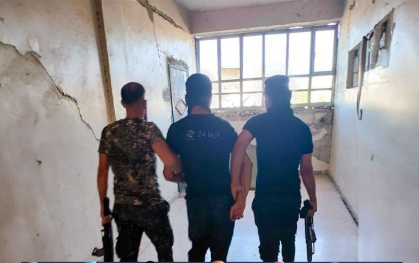 القبض على متهم بقتل شقيقين في...