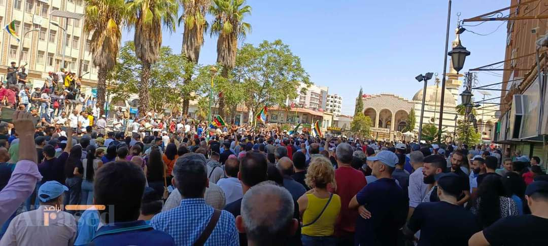 مظاهرات في السويداء ودير الزور...