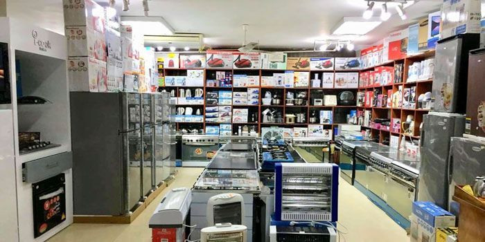 فوضى أسعار تجتاح أسواق اﻷدوات...