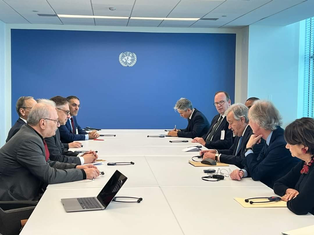 "هيئة التفاوض" تناقش تطورات ال...