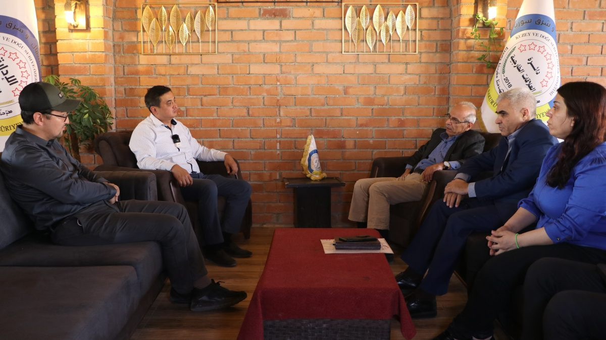 قرغيزستان تستعيد 83 طفلا وامرأ...