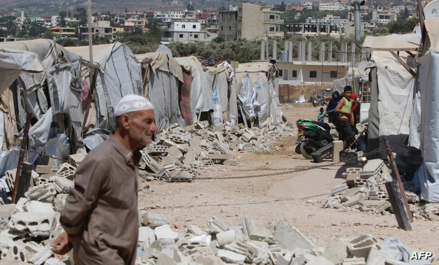 حقوقي لبناني يحذر من عدم استقب...