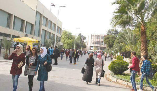ارتفاع رسوم التسجيل في الجامعا...