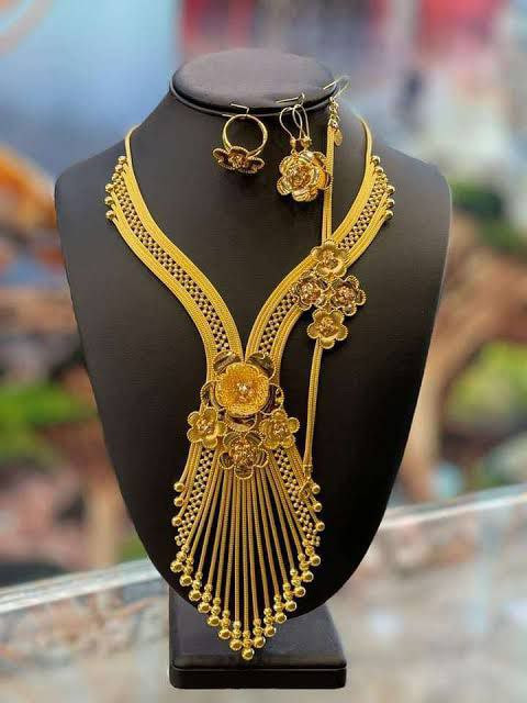 رسميا.. المعدن الأصفر يسجل ارت...