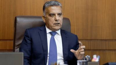 مسؤول لبناني سابق يكشف تفاصيل...