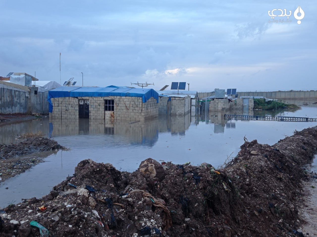 تضرر 140 خيمة ومسكنا شمال غربي...