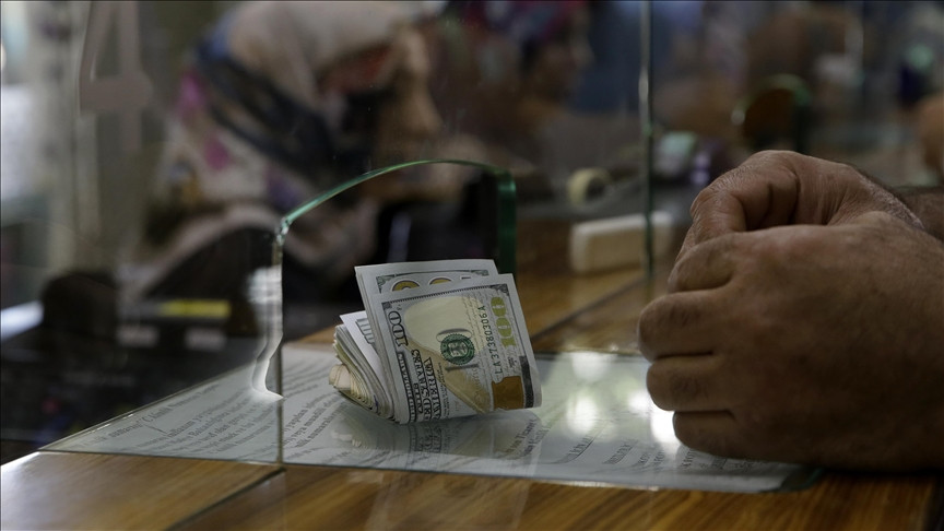 سعر صرف الليرة مقابل الدولار ف...