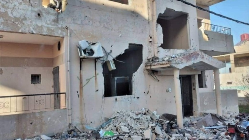 غارات إسرائيلية تستهدف 3 قيادا...