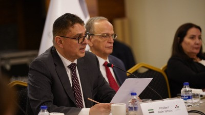 هيئة التفاوض تلعن مشاركتها بال...