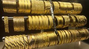  العديد من محال الصاغة في سوري...