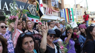 أثناء المظاهرة الكبيرة.. اكتشا...