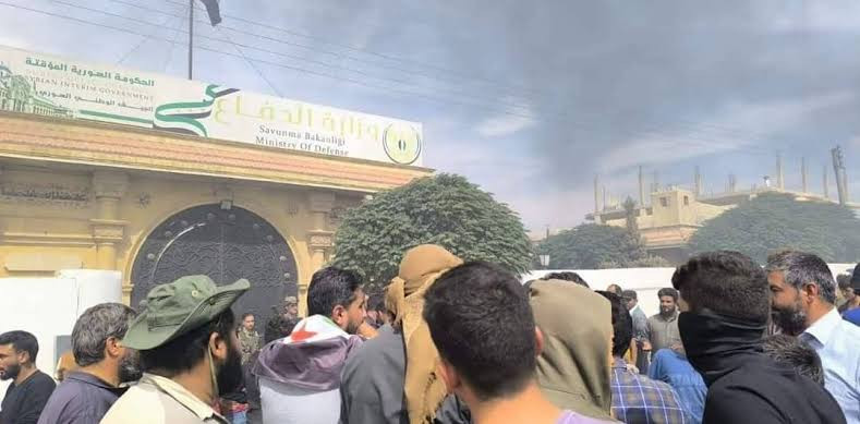 حلب.. مطالبات أهلية لوقف الاقت...