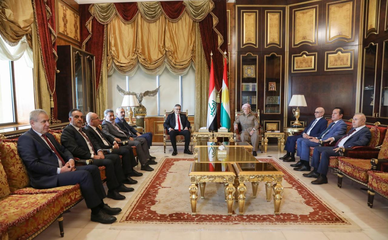 لمناقشة العملية السياسية في سو...