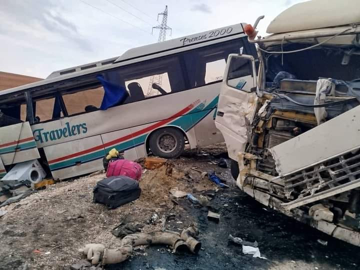 حادث تصادم بولمان وصهريج بريف...