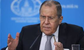 "روسيا وصراع الروايات: كيف يست...