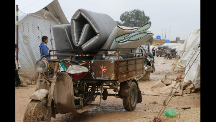 منظمة إغاثية تطلق مشروع إسكان...