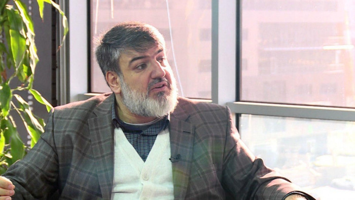 خبير في الجماعات الإسلامية: حل "هيئة تحرير الشام" ليس واردا