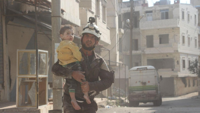 شهداء وجرحى مدنيون بغارات جوية...