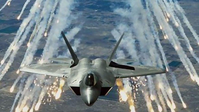 كيف رد التحالف الدولي على قرار...