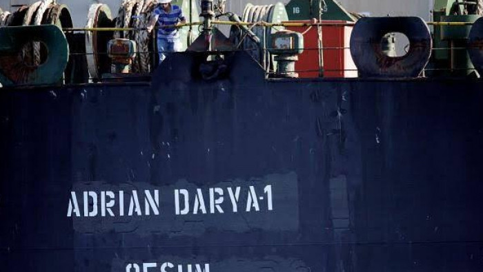 وزيرة لبنانية تحسم جدل الناقلة...