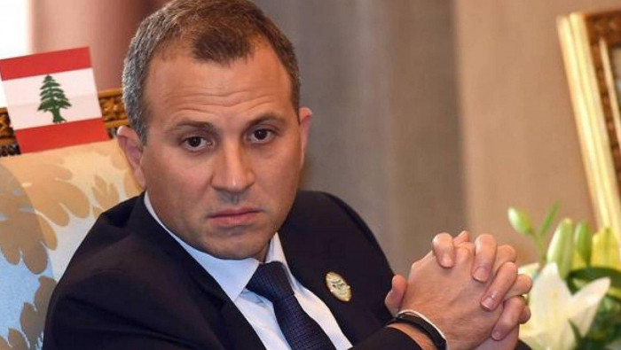 القلق اللبناني يتواصل من تداعي...