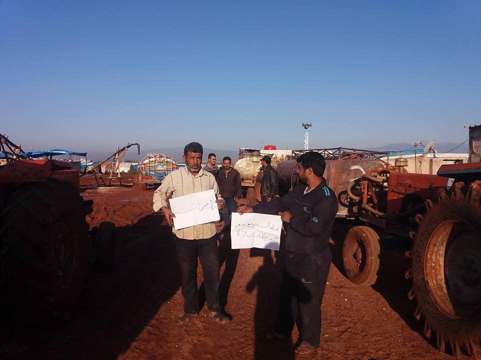 سائقو "الصهاريج" يضربون عن الع...