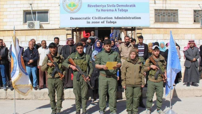 "قسد" تقر واجب الدفاع الذاتي ف...