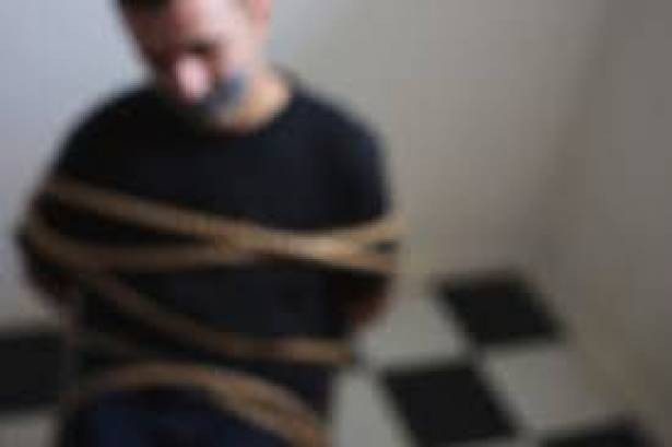 إلقاء القبض على عصابة "خطف" بد...