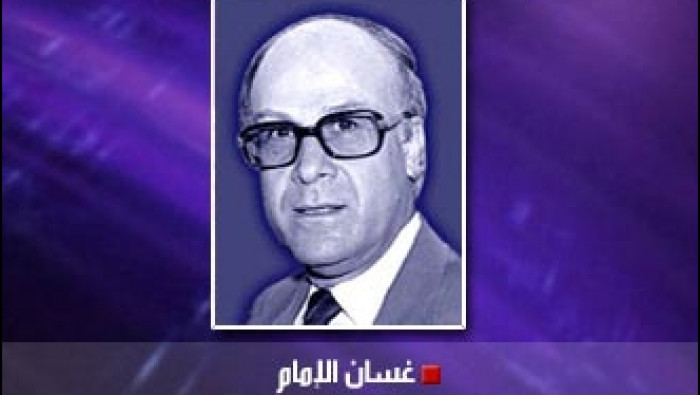 منفياً من دمشق.. وفاة الكاتب ا...