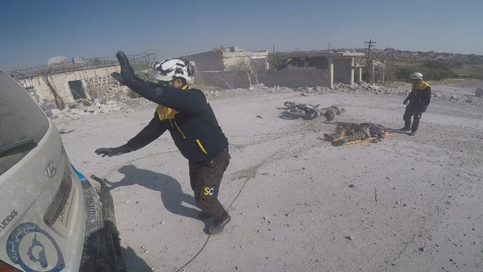 17 شهيدا بينهم ثماني سيدات بقص...