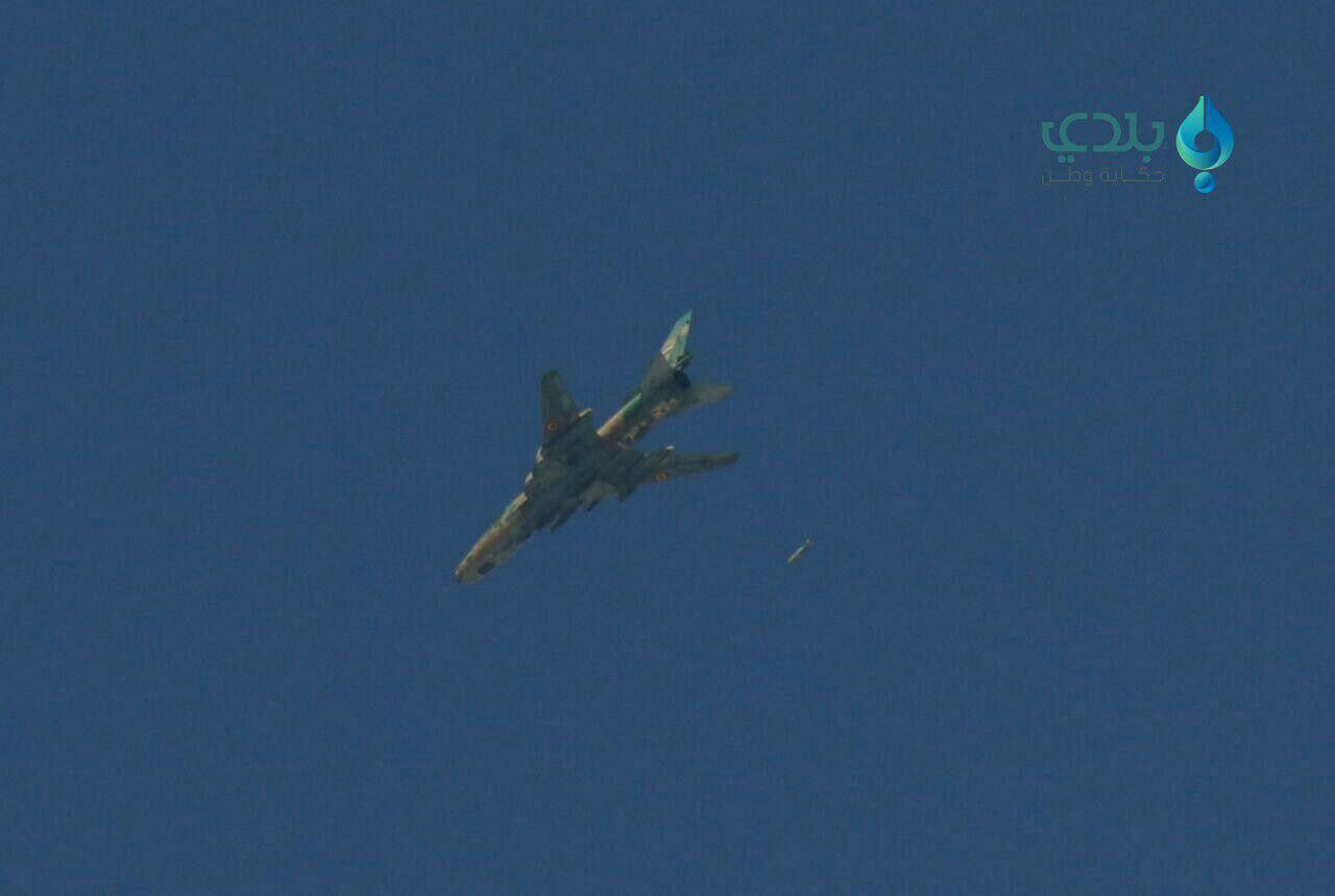 شهيدان وجرحى بغارات جوية على د...