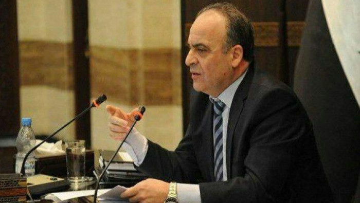 رئيس حكومة النظام يلتف على تصر...