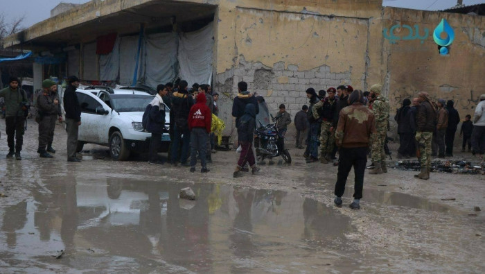 جرحى مدنيون بانفجار في الباب ب...