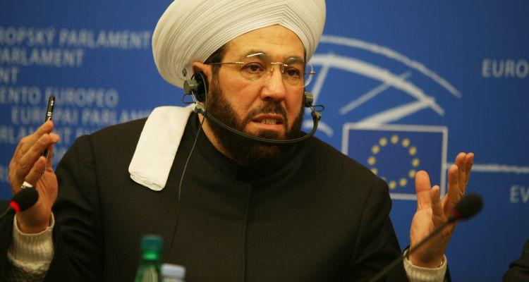 حسون: لهذا هرب السوريون إلى أو...