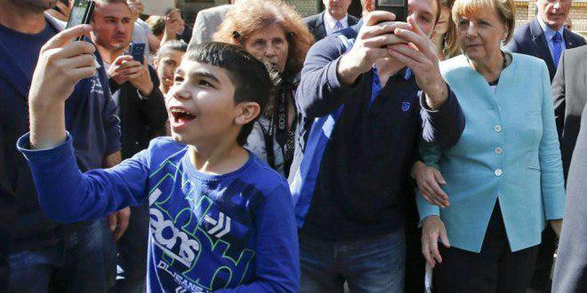 أنجيلا ميركل: معظم اللاجئين ال...