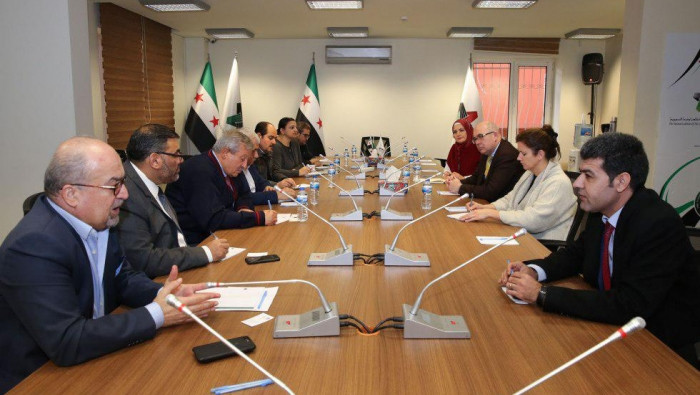 الائتلاف المعارض وهيئة التفاوض...