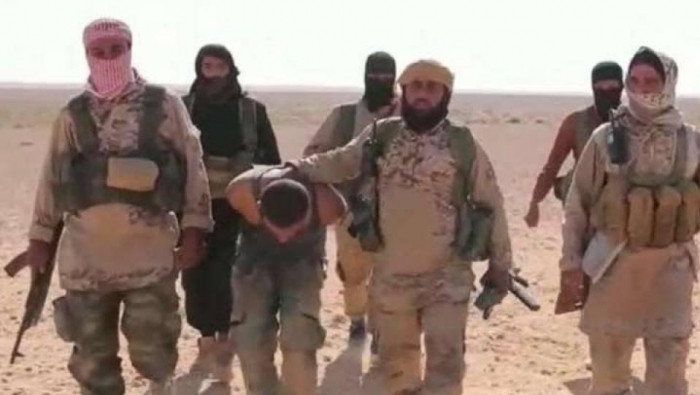 لبنان يقبض على أمير وعنصر من "...