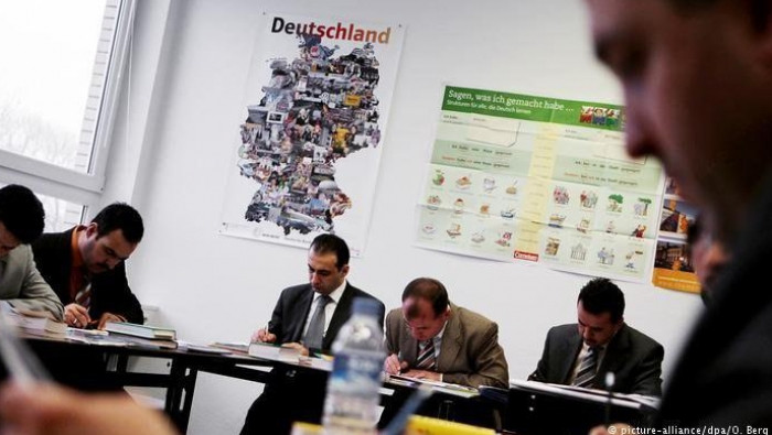 ألمانيا.. رفض مطالب إطالة دورا...