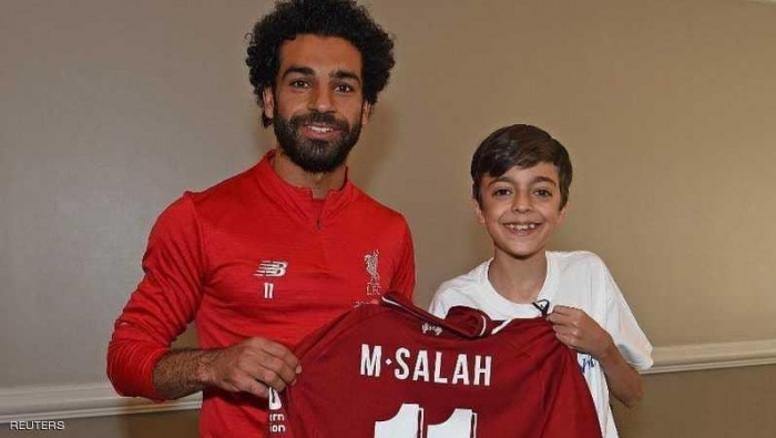"محمد صلاح" يحقق أمنية طفل سور...