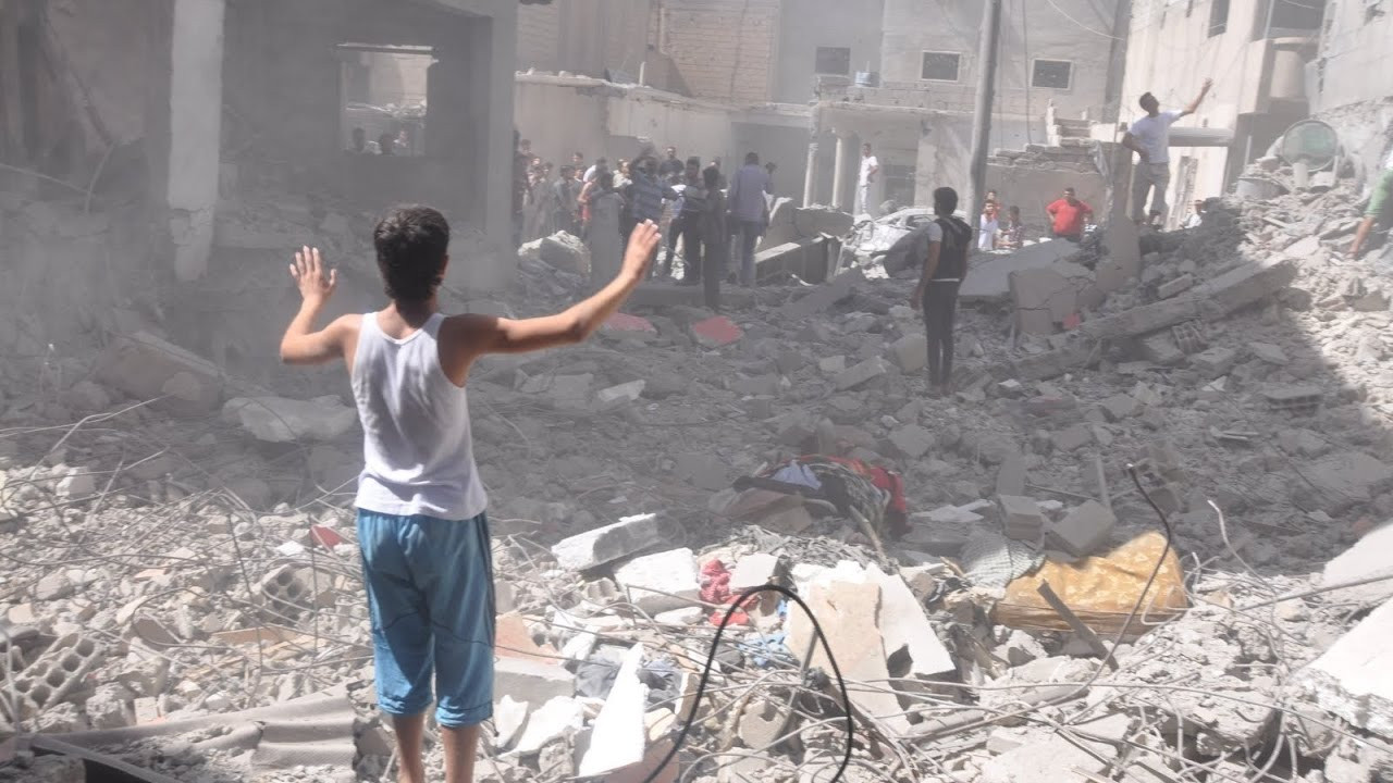 20 شهيداً حصيلة مجزرة العيد في...