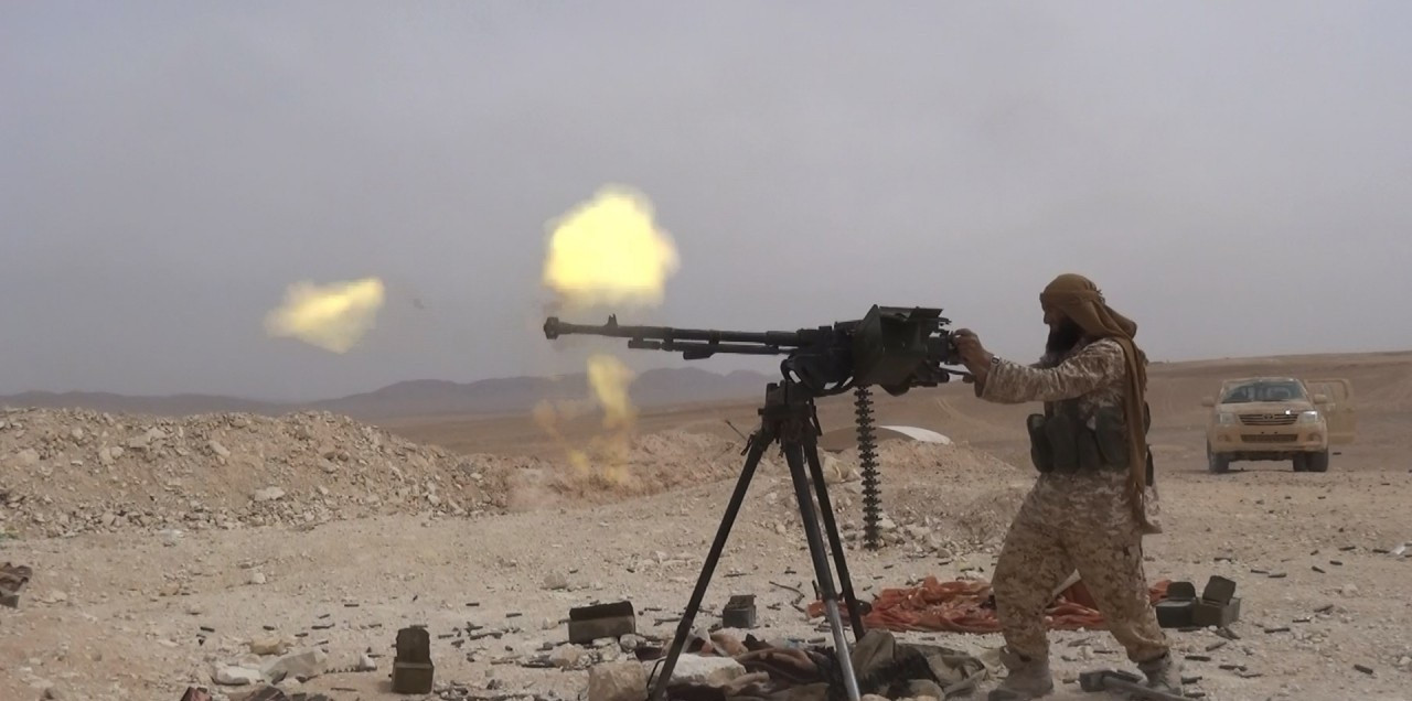 "الدولة" يستهدف قافلة إيرانية...