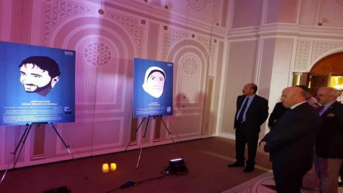 "أحرار تحت المقصلة" معرض يجسد...