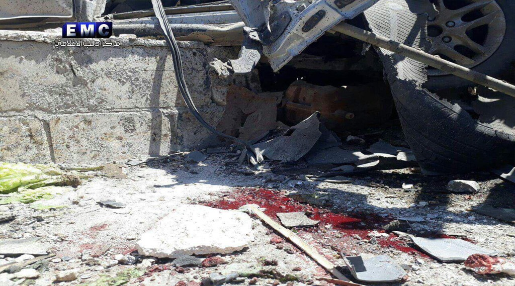 أربعة شهداء بغارات روسية على خ...