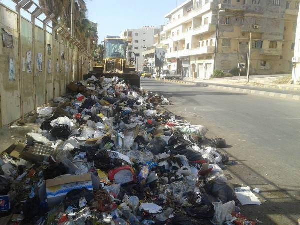 بعدما جنَّد الأسد عمال النظافة...