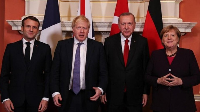 القمة الرباعية تدعو لوقف الهجم...